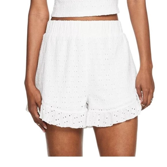 Womens Eyelet Shorts SO White Knit Medium Lightweight Elastic Waist Jr Girls - Picture 1 of 5